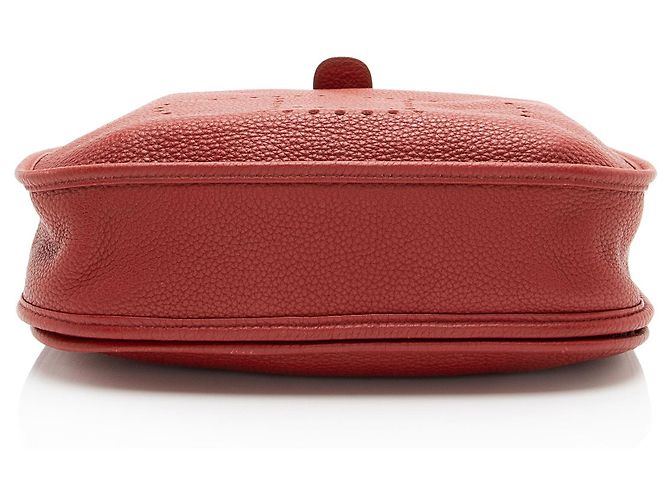 Hermès Hermes Taurillon Clemence Evelyne III PM Shoulder Bag Red - view 4
