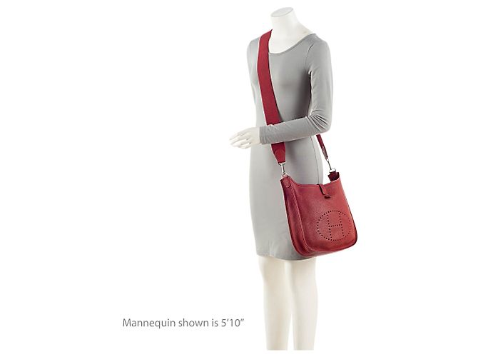 Hermès Hermes Taurillon Clemence Evelyne III PM Shoulder Bag Red - view 5
