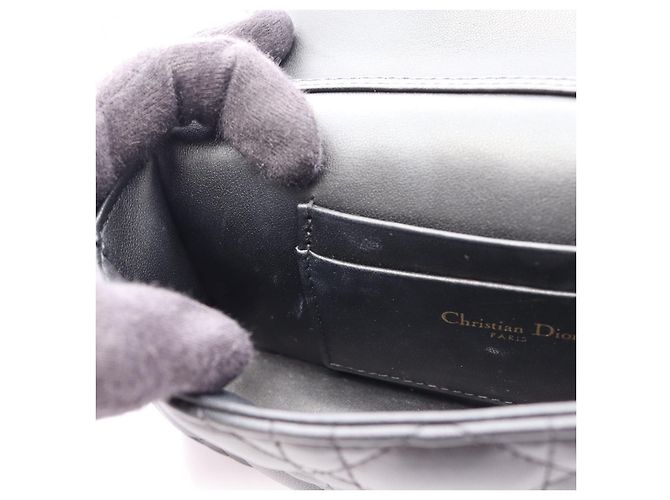 Bolsa de ombro para telemóvel My Dior Talk em pele Dior - vista 9