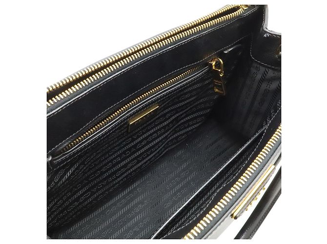 Borsa a tracolla Galleria Triangle in pelle Saffiano Prada Nero - vista 6
