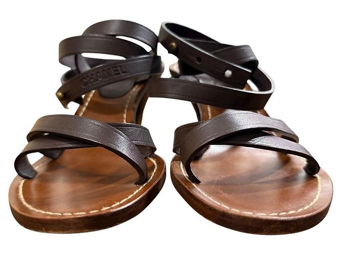Sandali Chanel Coco Mark in pelle Marrone - vista 2