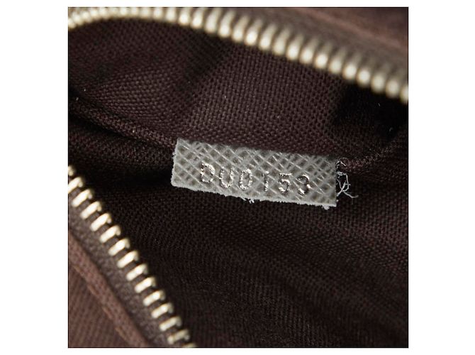 Borsa a tracolla e a spalla Louis Vuitton Taiga Roman PM Marrone - vista 11