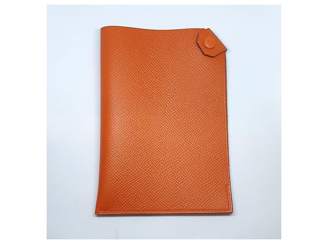 Hermès Portapasaportes Tarmac Terre Battue Piel Epsom - vista 3