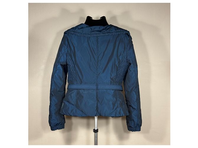 Armani Jeans Blaue Steppjacke mit Gürtel - Ansicht 2