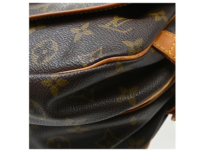 Louis Vuitton Saumur Monogram Canvas 30 Marrone - vista 6