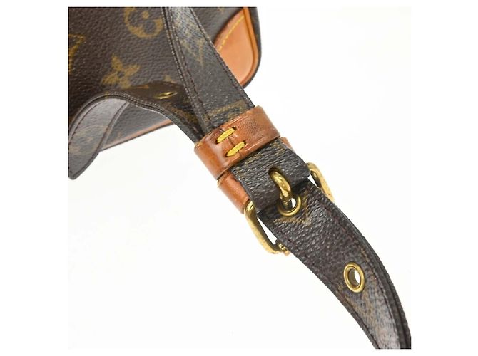 Louis Vuitton Nil Messenger Monogram Canvas 28 Marrone - vista 6