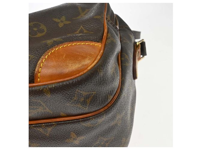 Louis Vuitton Nil Messenger Monogram Canvas 28 Marrone - vista 7
