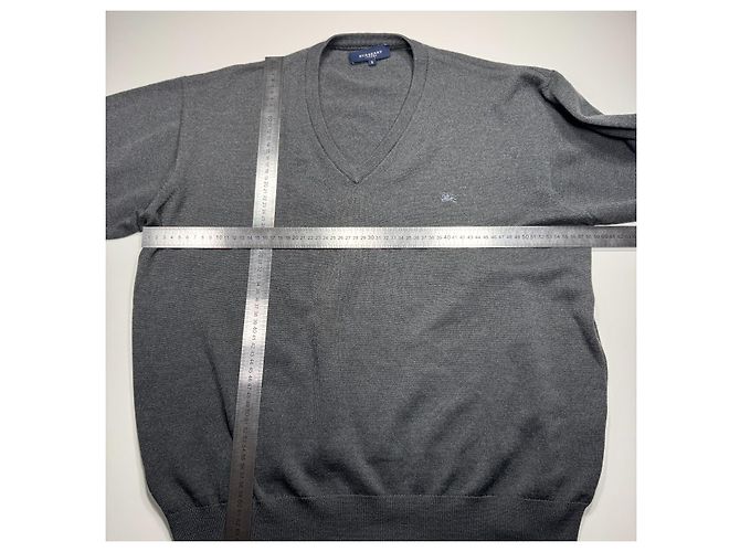 Burberry Suéter de Cuello en V de Lana Gris - vista 5