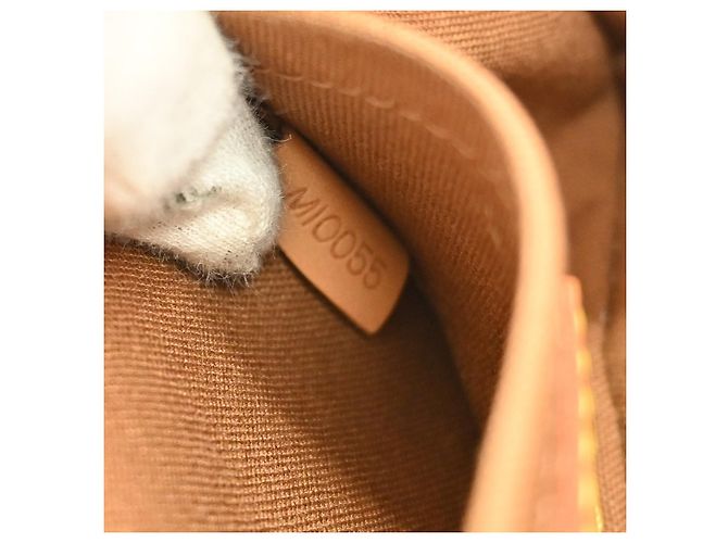 Louis Vuitton Marelle Waist Monogram Canvas Marrom - vista 5