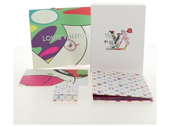 LOUIS VUITTON Multicolor Trading Card Set White LV Auth 185502SM - view 15