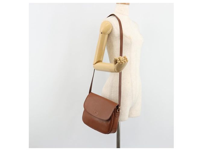 Borsa a Spalla Burberry in Pelle Marrone Oro Auth 187376 D'oro - vista 23
