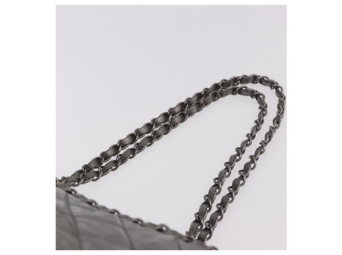 CHANEL Matelasse Chain Me Shoulder Bag Leather Silver CC Auth 187120SAV Argento - vista 8