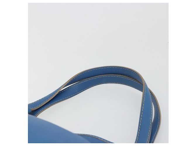 Borsa Tote Salvatore Ferragamo Gancini in pelle blu e oro Auth 185584A D'oro - vista 8