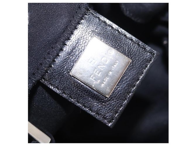 Borsa a tracolla FENDI Mamma Baguette in jersey di cotone Nero Argento Auth 186336 - vista 19
