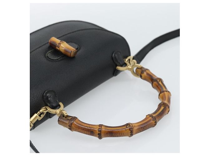 Bolsa de Ombro GUCCI Bamboo em Couro 2way Preto Ouro 000 1014 0188 Auth 187626SAV Dourado - vista 7