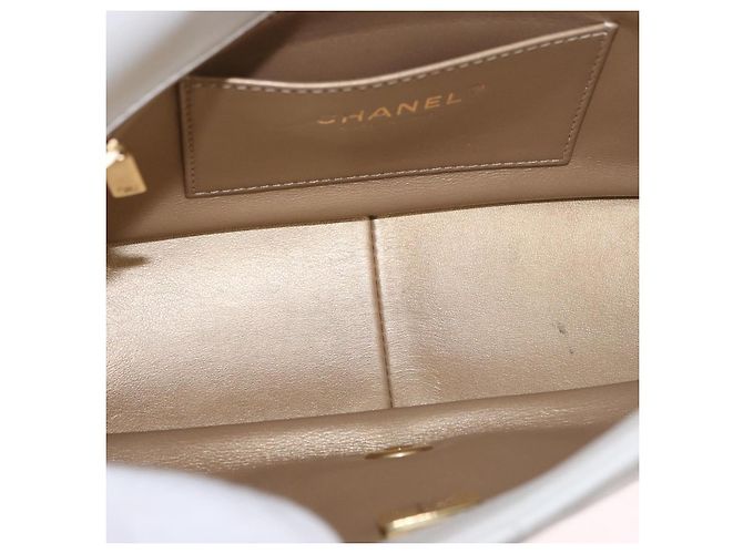 CHANEL Matelasse Chain Shoulder Bag Lamb Skin 2way White Gold CC Auth 185768SAM Bianco D'oro - vista 11