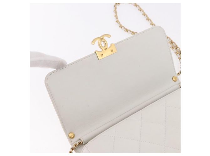 CHANEL Matelasse Chain Shoulder Bag Lamb Skin 2way White Gold CC Auth 185768SAM Bianco D'oro - vista 22