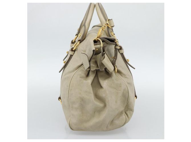 Borsa Miu Miu in pelle 2way Beige Gold Auth 187673V D'oro - vista 3