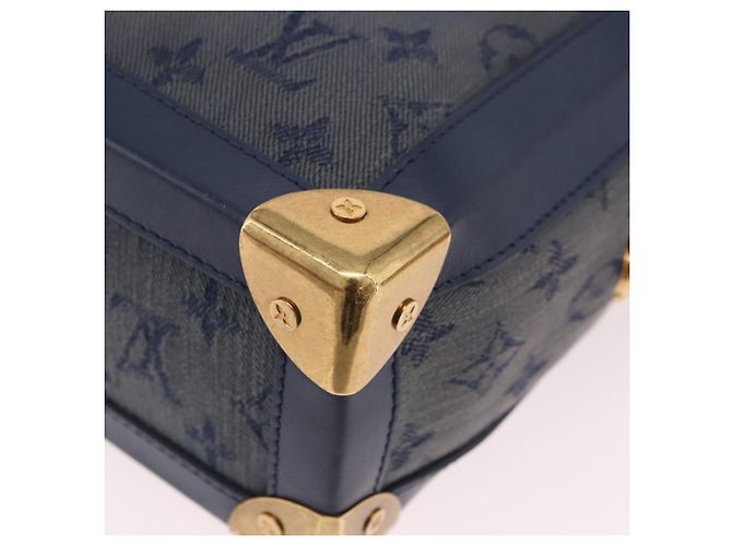LOUIS VUITTON Monogram Denim Soft Trunk Bag Blue M44723 LV Auth 187612SAM - vista 18