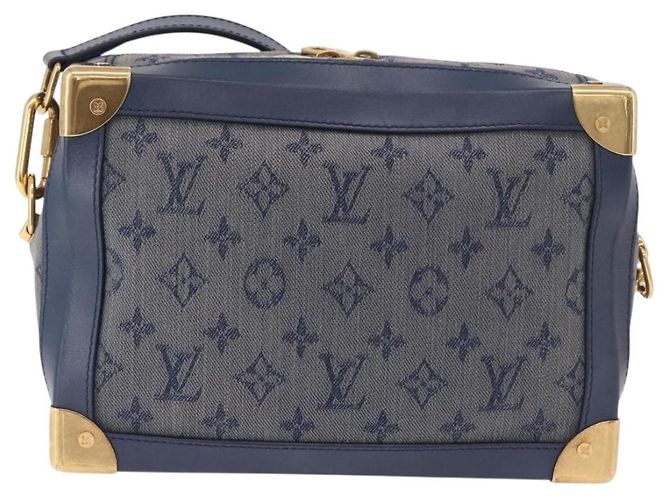 LOUIS VUITTON Monogram Denim Soft Trunk Bag Blue M44723 LV Auth 187612SAM - vista 2