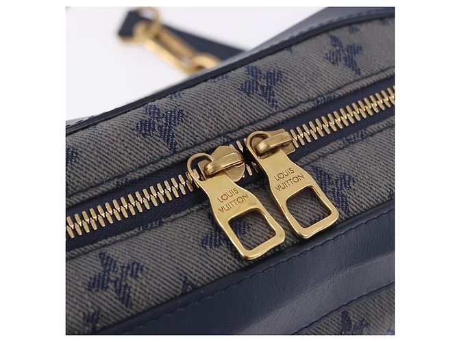 LOUIS VUITTON Monogram Denim Soft Trunk Bag Blue M44723 LV Auth 187612SAM - vista 20