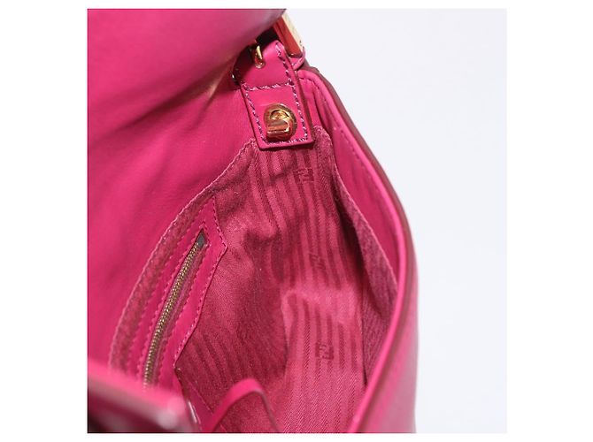 Borsa a tracolla FENDI Mamma Baguette in pelle Avorio Oro Auth 185734SAM D'oro Crudo - vista 23