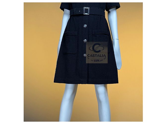 Vestido Chanel de Tweed Preto com Cinto de Logotipo - vista 6