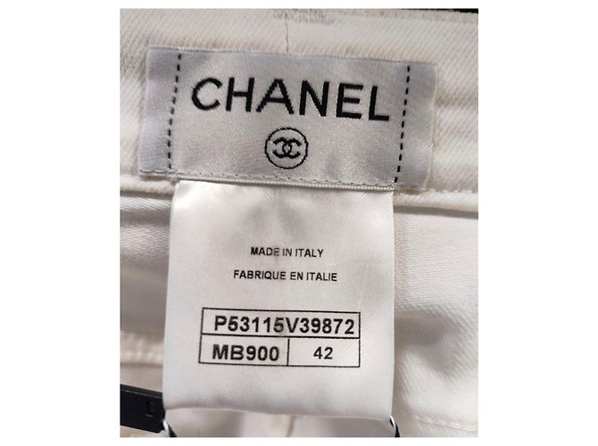 Jeans Chanel blancos de pierna recta con detalles de cristal talla 42 de segunda mano - vista 5