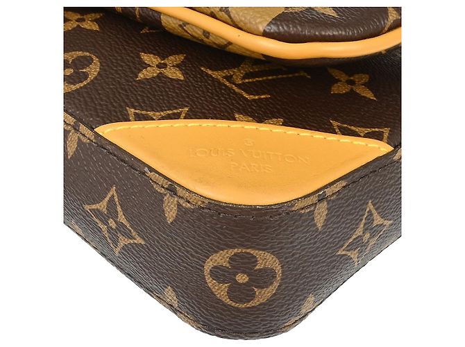 Louis Vuitton Nigo Trio Messenger Limited Edition Stripes Monogram Canvas Marrone - vista 7