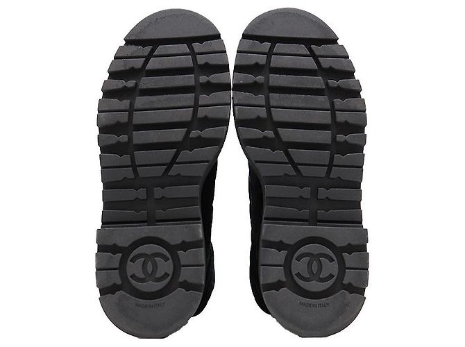 Timeless Chanel Matelasse Samtstiefel Schwarz - Ansicht 9