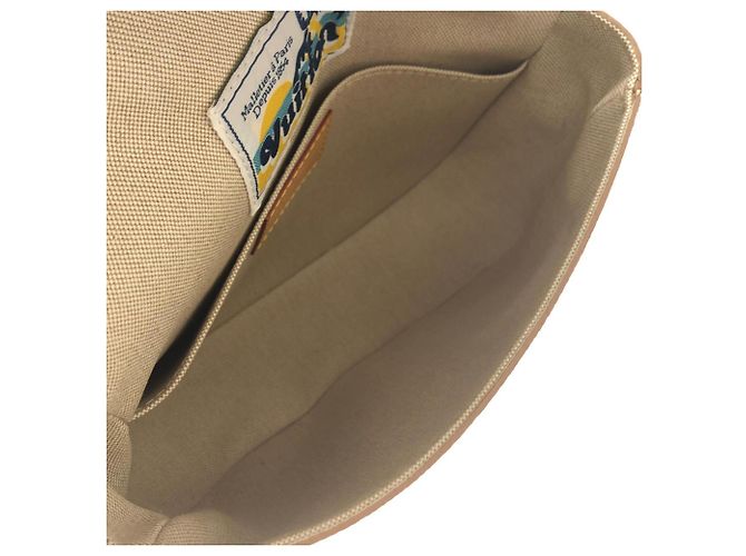Borsa a tracolla Louis Vuitton Monogram Surfing Montsouris Messenger PM Beige - vista 7