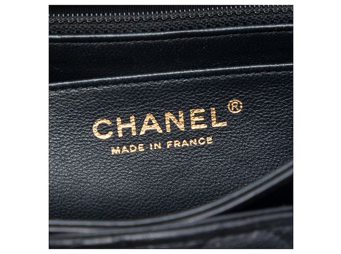 Chanel Black Medium Classic Lambskin Valentines Heart Charms Single Flap Preto - vista 5