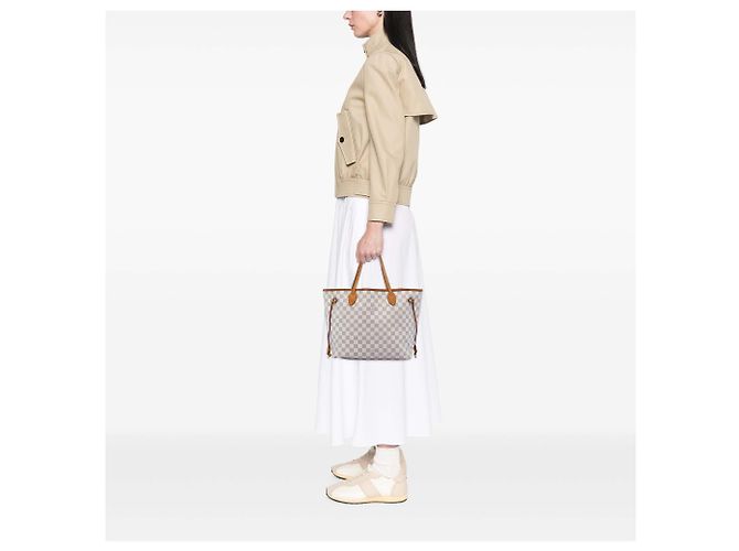 Louis Vuitton White Damier Azur Neverfull MM Bianco - vista 5