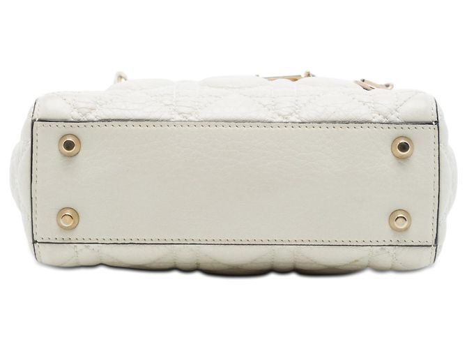 Lady Dior mini in agnello cannage bianco - vista 3