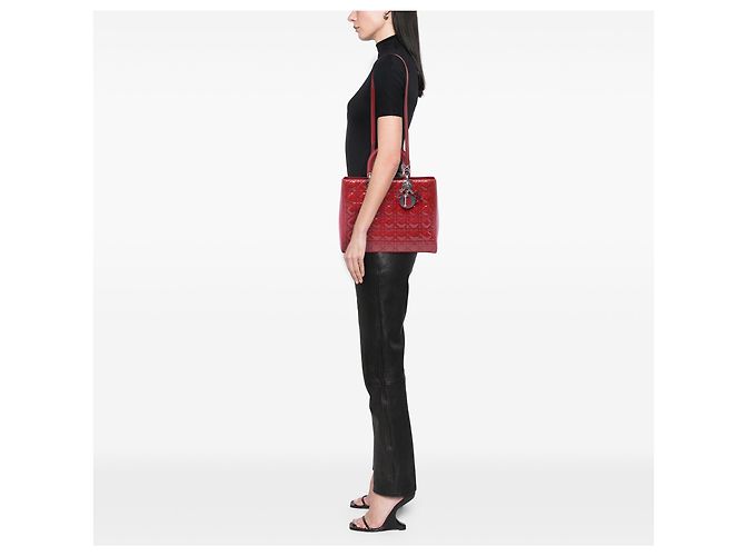 Lady Dior Cannage in vernice rosso Large - vista 6