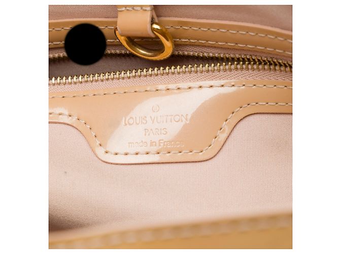 Louis Vuitton Beige Monogram Vernis Wilshire PM - vista 5