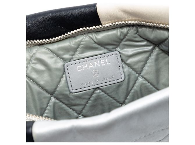 Clutch Chanel Silver Large Quilted Lambskin Colorblock Patchwork O Case Argento - vista 5