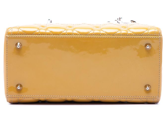 Lady Dior Cannage in vernice giallo, misura Medium Senape - vista 3