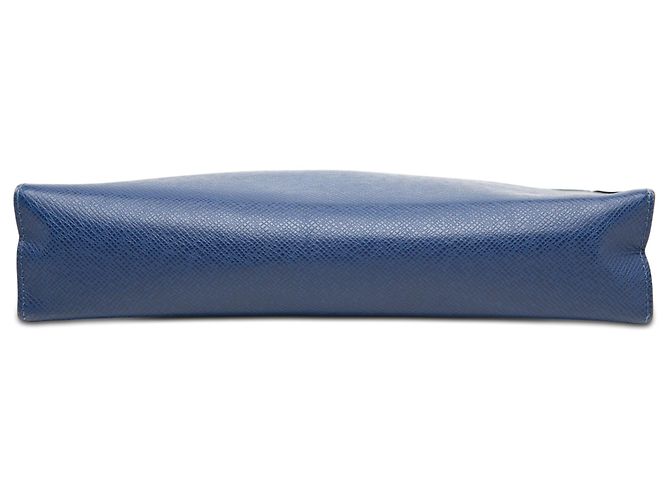 Pochette Voyage MM em Taiga Azul Louis Vuitton - vista 3