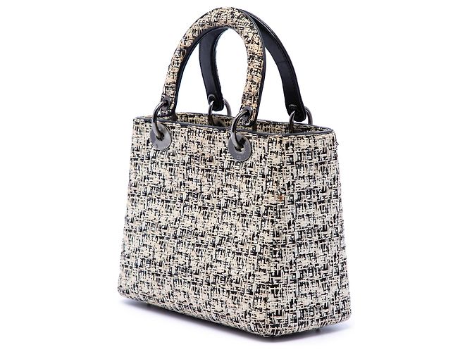 Lady Dior en tweed blanc, taille Medium, Dior - vue 2