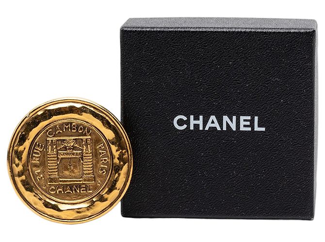 Chanel Medaillon-Brosche 31 Rue Cambon Vergoldet Golden - Ansicht 4