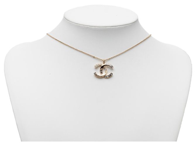 Collana con pendente Chanel Gold CC placcato oro e strass D'oro - vista 5