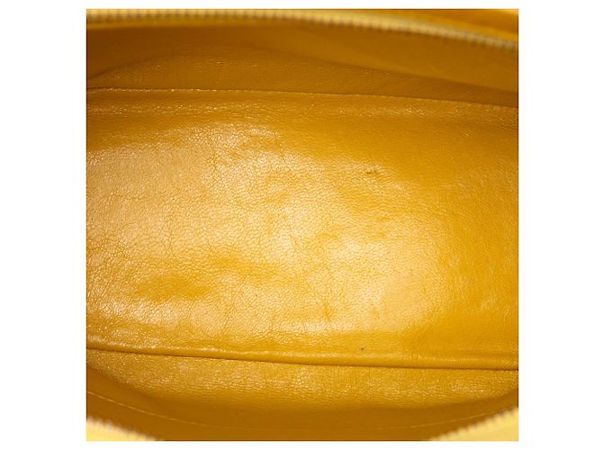 Borsa a Spalla Chanel Yellow Quilted Caviar Chain Giallo Senape - vista 4