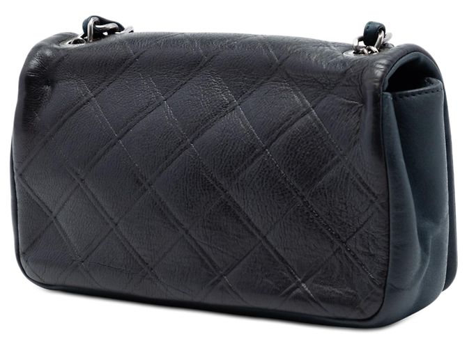 Chanel Gray Small Diamond Embossed Calfskin New Chic Flap Marrone Grigio antracite - vista 2