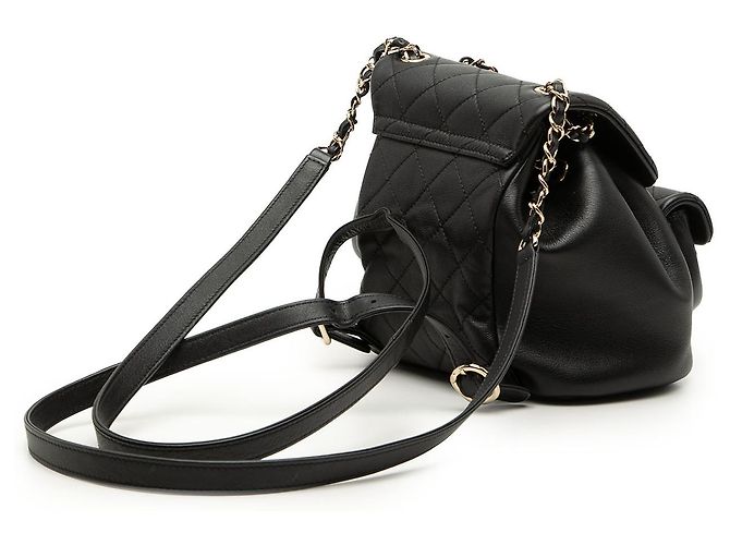 Chanel Duma Rucksack aus schwarzem Lammleder, Größe Small - Ansicht 2