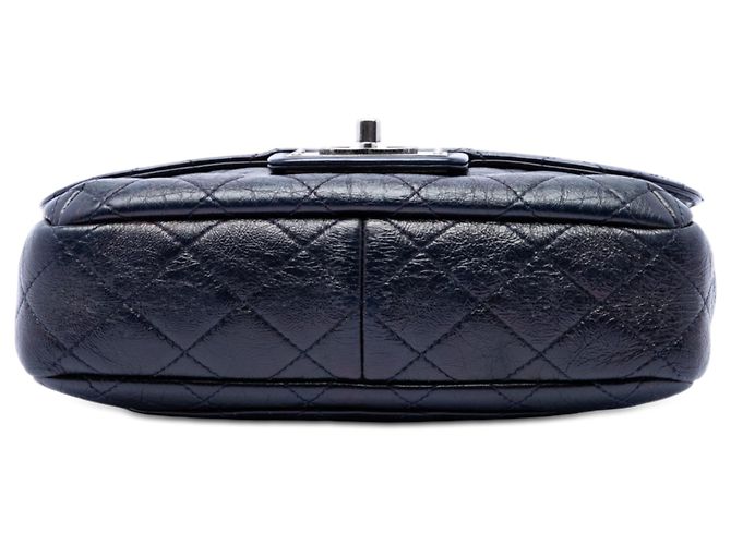 Chanel Blue Medium Quilted Glazed Calfskin CC Plate Flap Blu navy - vista 3