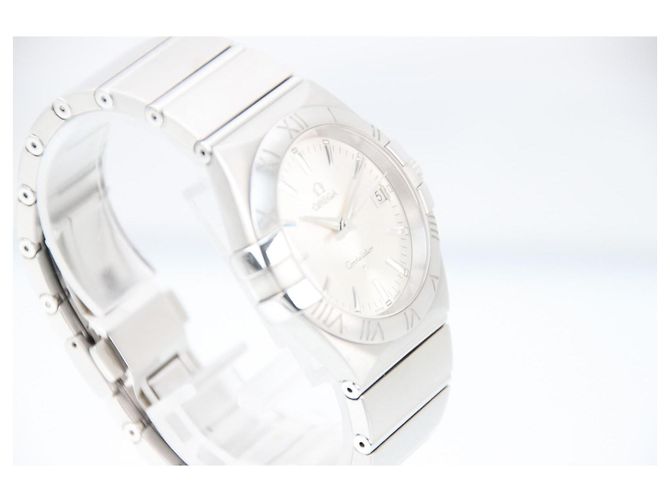 Omega Constellation Quartz 35mm Silver Dial SS 123.10.35.60.02.001 Silvery - view 4