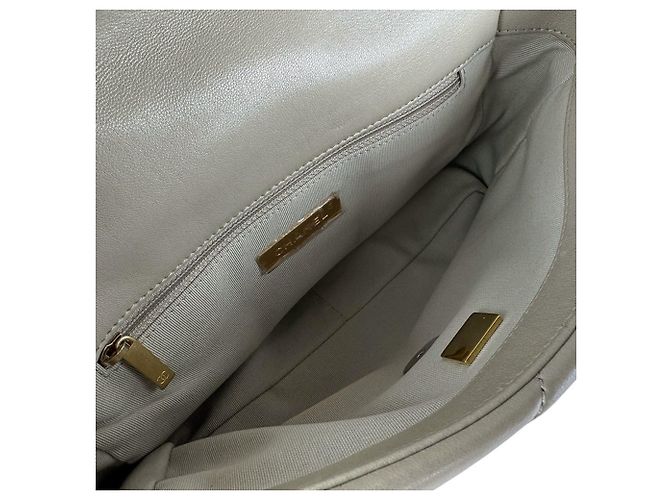 Borsa a tracolla in pelle grigia Chanel Marrone - vista 5