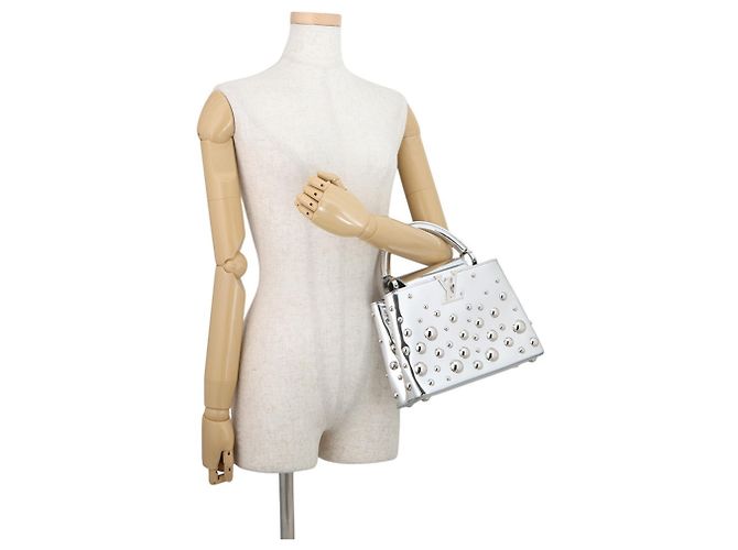 Borsa Louis Vuitton Yayoi Kusama Capucines BB Argento - vista 4