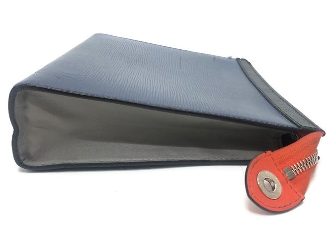 Pochette Voyage MM Louis Vuitton Clutch Bag Blu - vista 4